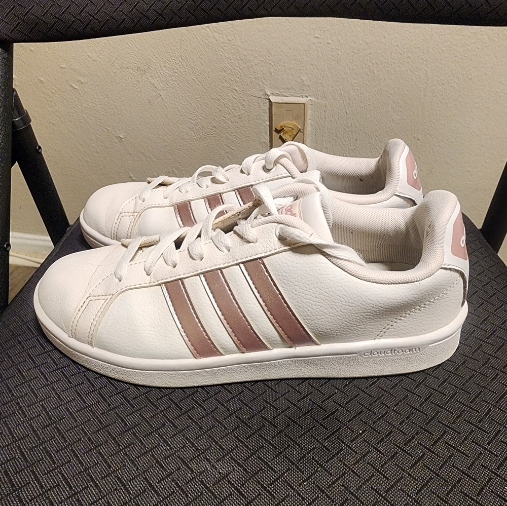 Adidas Women's White and Pink Sneakers
